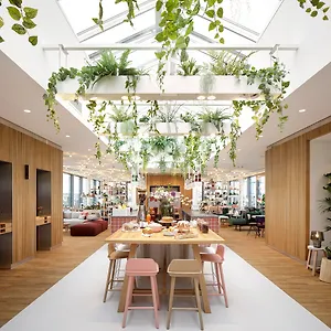 Zoku Apartahotel